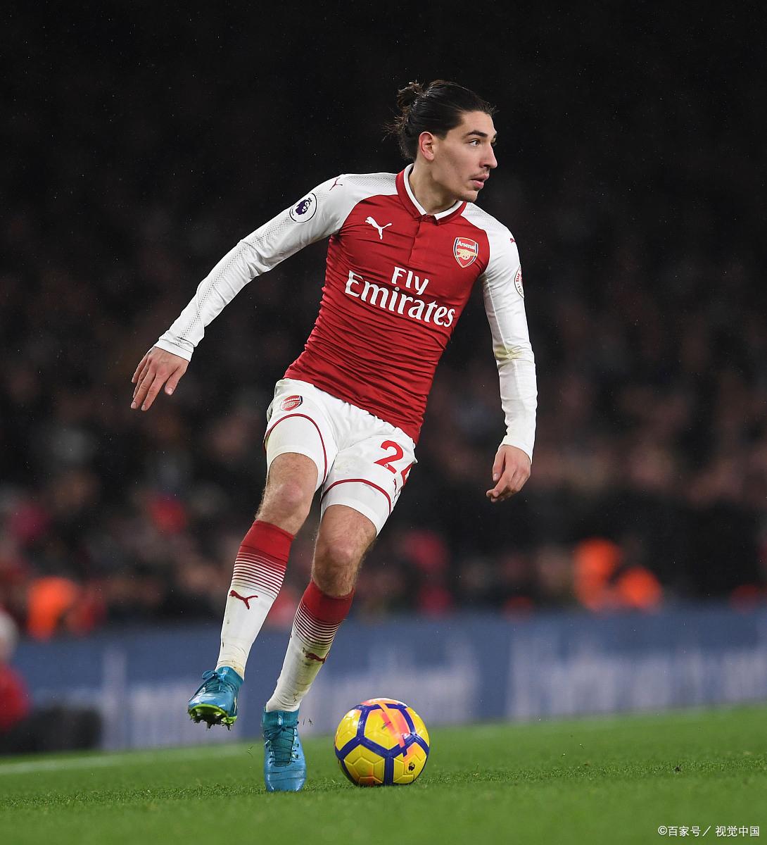 u8平台官方入口赛前埃因霍温备战NBA常规赛,防线松动细节曝光,质疑声仍在,年轻球员得到机会的简单介绍