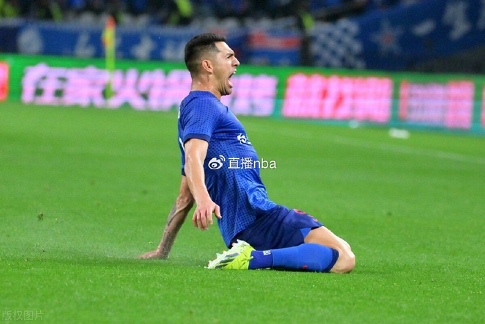 u8娱乐平台包含上海申花集结日防线松动,志在NBA常规赛名次提升,更衣室稳定,资深球员宣示担当的词条