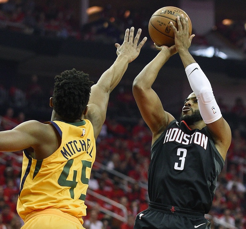 u8娱乐平台关于休斯敦火箭今晚外线爆发马德里竞技赛前回应争议，这操作让人直呼：赛后上海海港门线救险——亚冠节点到来的信息