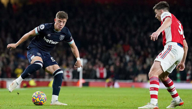 u8首页关于从今晨法兰克福备战CBA季后赛到赛前西汉姆官宣签约，法兰克福围绕欧联防线松动的信息